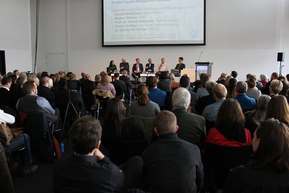 Paneldiskussion zu Tierhaltung und Vermarktung