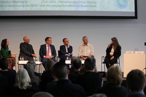 Paneldiskussion zu Boden- und Klimaschutz